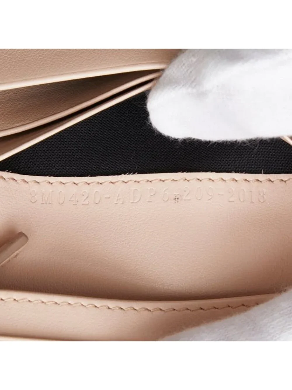 Fendi Logo Bifold Wallet Pink Black Leather